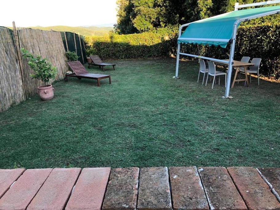 Villetta A Schiera Nei Pressi Del Mare ลีวอร์โน ภายนอก รูปภาพ