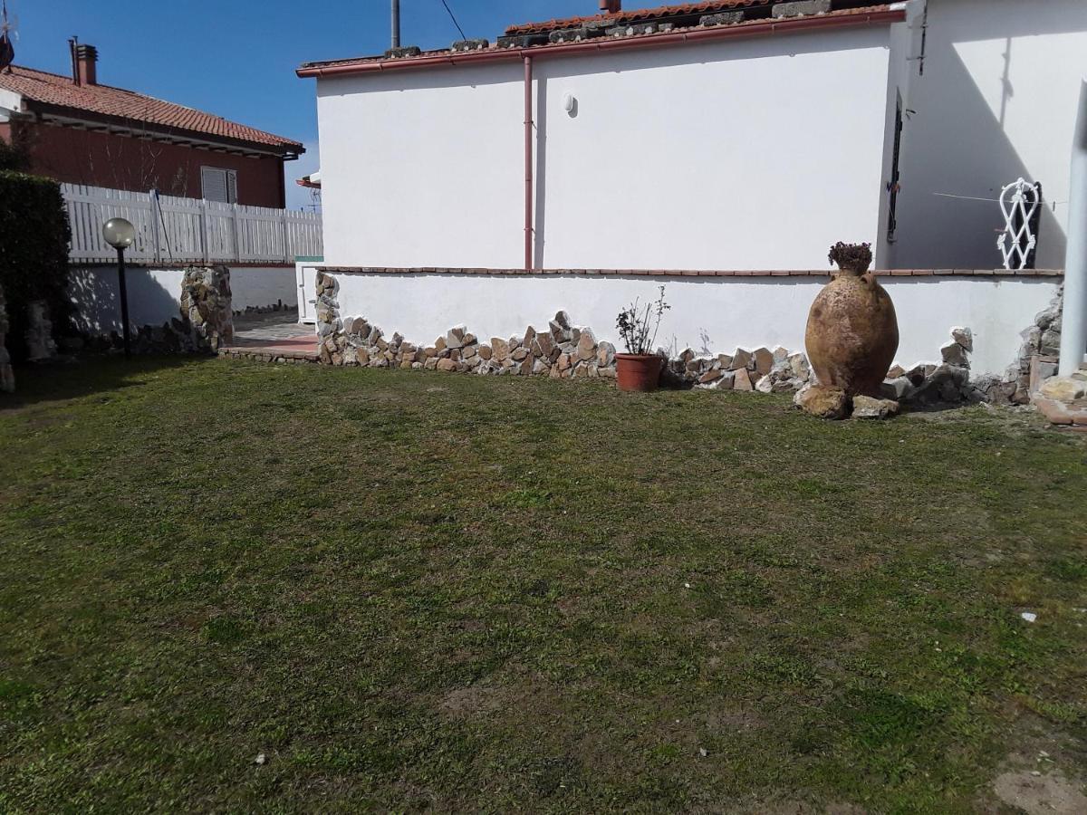 Villetta A Schiera Nei Pressi Del Mare ลีวอร์โน ภายนอก รูปภาพ