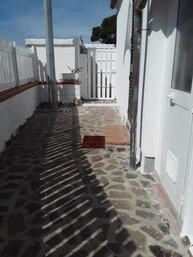Villetta A Schiera Nei Pressi Del Mare ลีวอร์โน ภายนอก รูปภาพ